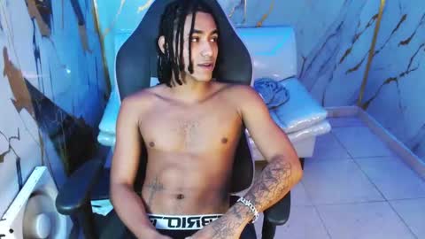 Snapshot of taylor_bigdick18 chatting on 12, 3, 2026 Taylor online show from 12, 3, 2026