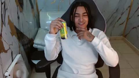 Snapshot of taylor_bigdick18 chatting on 15, 3, 2026 Taylor online show from 15, 3, 2026