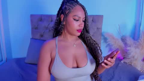 Snapshot of taylor_sexyy chatting on 10, 9, 2025 Taylor online show from 10, 9, 2025