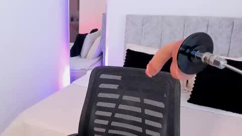 Taylor online show from 16, 1, 2026