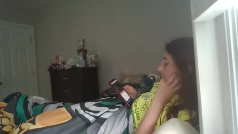 Snapshot of taylorslay chatting on 9, 4, 2026 taylorslay online show from 9, 4, 2026