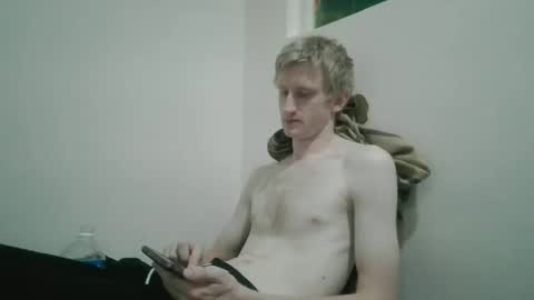 Snapshot of tcute0 chatting on 21, 4, 2026 tcute0 online show from 21, 4, 2026