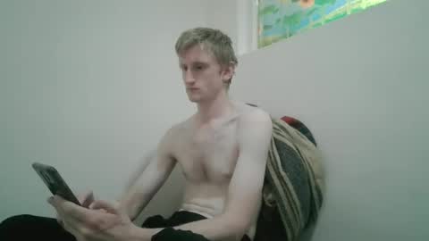 Snapshot of tcute0 chatting on 26, 4, 2026 tcute0 online show from 26, 4, 2026