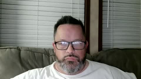 tdhawk87 online show from 9, 2, 2026