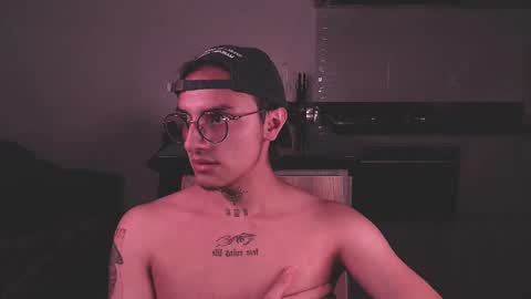 Snapshot of te0__0 chatting on 25, 2, 2025 Teo independent model online show from 25, 2, 2025