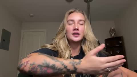 Katy online show from 15, 12, 2025