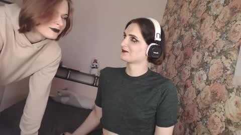 Snapshot of tearjuly chatting on 8, 1, 2026 July online show from 8, 1, 2026