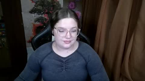 Teasing Dora online show from 17, 4, 2026