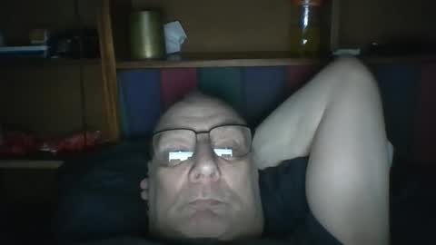 Snapshot of tebb61 chatting on 29, 4, 2026 Mark online show from 29, 4, 2026