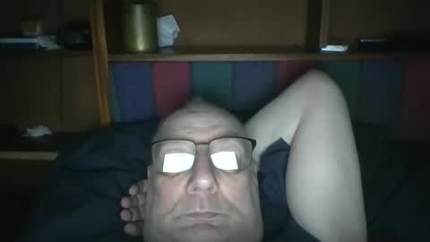 Snapshot of tebb61 chatting on 6, 5, 2026 Mark online show from 6, 5, 2026