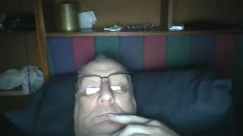 Snapshot of tebb61 chatting on 13, 5, 2026 Mark online show from 13, 5, 2026