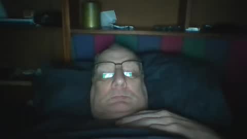 Snapshot of tebb61 chatting on 14, 5, 2026 Mark online show from 14, 5, 2026