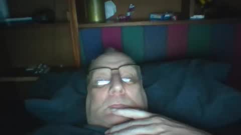 Snapshot of tebb61 chatting on 21, 5, 2026 Mark online show from 21, 5, 2026