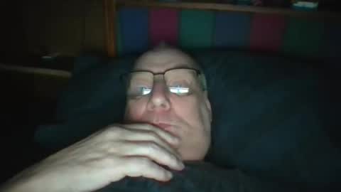 Snapshot of tebb61 chatting on 22, 5, 2026 Mark online show from 22, 5, 2026