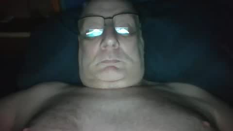 Snapshot of tebb61 chatting on 25, 5, 2026 Mark online show from 25, 5, 2026