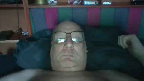 Snapshot of tebb61 chatting on 26, 5, 2026 Mark online show from 26, 5, 2026