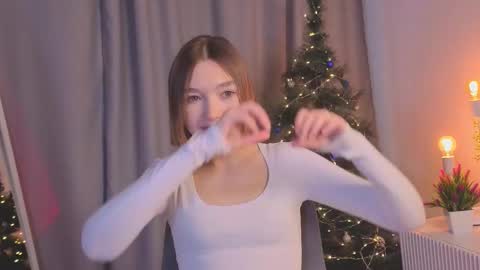 Snapshot of tecna_tonic chatting on 18, 12, 2025 all me precious online show from 18, 12, 2025