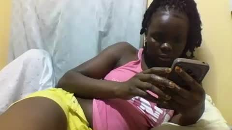 Snapshot of tecraruee chatting on 4, 12, 2025 tecraruee online show from 4, 12, 2025