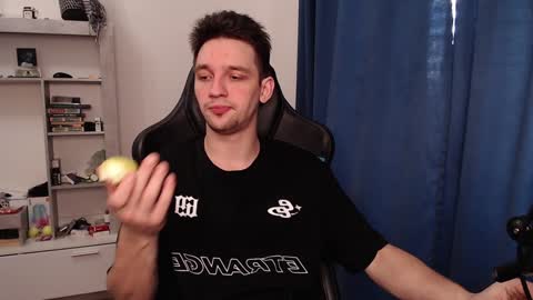 Teddy online show from 5, 2, 2025