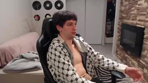 Teddy online show from 25, 11, 2025