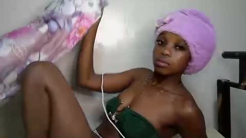 Snapshot of tee_maya chatting on 1, 6, 2026 Baby maya online show from 1, 6, 2026