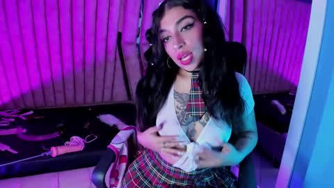 Tayloor online show from 10, 2, 2025