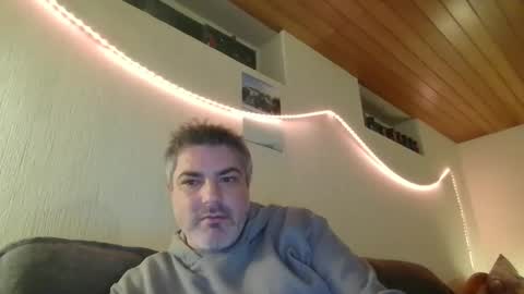 Peter online show from 4, 2, 2025