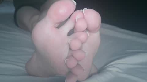 Viv West online show from 10, 12, 2024