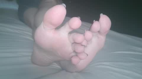 Viv West online show from 4, 2, 2025