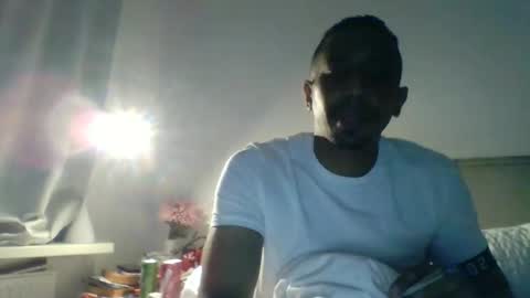 Snapshot of tellmewhat2do4y chatting on 5, 1, 2025 Dkcoupleee online show from 5, 1, 2025