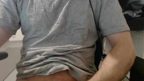 Snapshot of temeteus chatting on 2, 1, 2025 Temeteus online show from 2, 1, 2025