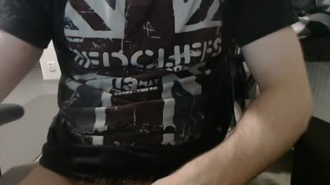 Snapshot of temeteus chatting on 5, 1, 2025 Temeteus online show from 5, 1, 2025