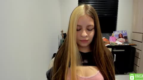 Snapshot of temptressweet chatting on 5, 7, 2026 Scar online show from 5, 7, 2026