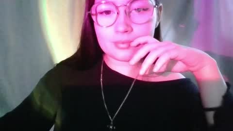 tendre_amelia online show from 8, 4, 2026