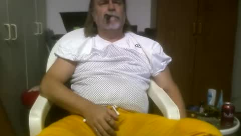 Snapshot of tennredneck chatting on 17, 12, 2024 Tennredneck online show from 17, 12, 2024