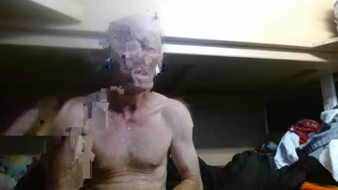 Snapshot of terdy2366 chatting on 13, 9, 2025 terdy2366 online show from 13, 9, 2025