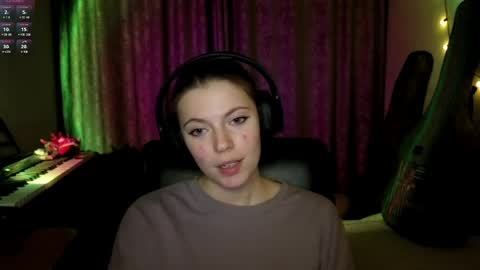 Anny Simpson online show from 11, 4, 2026