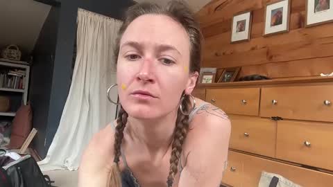 Snapshot of terraworship chatting on 4, 3, 2025 Terra Worship Findomme online show from 4, 3, 2025