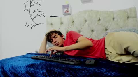 terrygrace online show from 12, 11, 2025