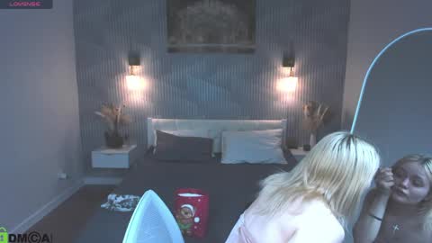 Tessa online show from 9, 4, 2026