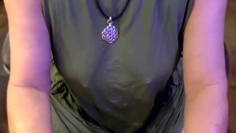 Snapshot of tessa_foxxx chatting on 4, 10, 2025 tessa_foxxx online show from 4, 10, 2025