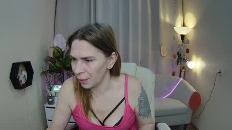 tessadaybreak online show from 4, 4, 2026