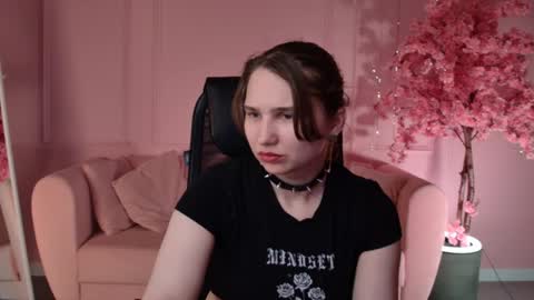 Snapshot of tessamill chatting on 22, 5, 2026 Tessa online show from 22, 5, 2026