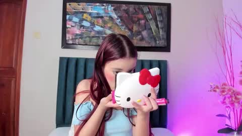 Tessamonroee online show from 11, 3, 2026