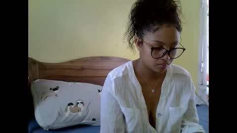 tessmia online show from 30, 3, 2026