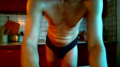 Snapshot of testosterone20222 chatting on 19, 12, 2025 Testosterone20 online show from 19, 12, 2025