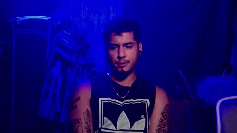 Snapshot of testotease chatting on 17, 12, 2024 Milo online show from 17, 12, 2024