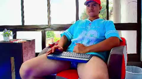 Snapshot of tette_valentine chatting on 9, 7, 2026 tette_valentine online show from 9, 7, 2026