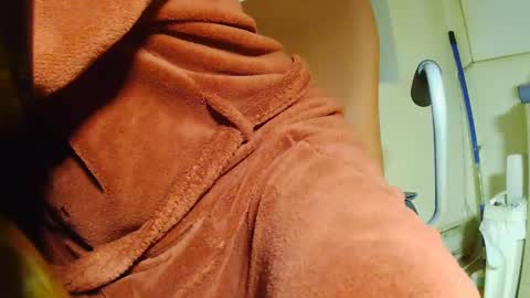 Snapshot of tetuo2 chatting on 4, 3, 2025 tetuo2 online show from 4, 3, 2025