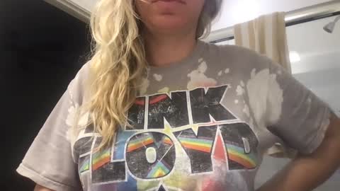 Daphne Summers online show from 3, 10, 2025